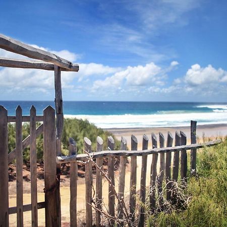 Tofinho Beach House Apartments Inhambane Exteriör bild