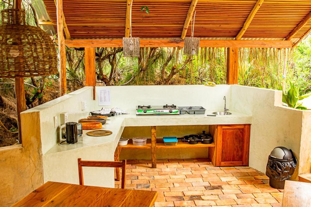 Tofinho Beach House Apartments Inhambane Exteriör bild