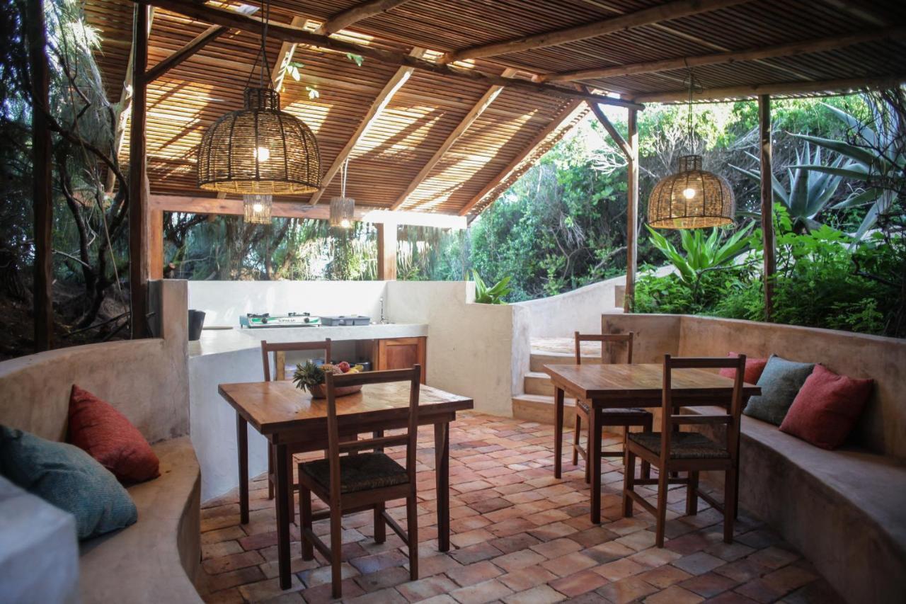 Tofinho Beach House Apartments Inhambane Exteriör bild